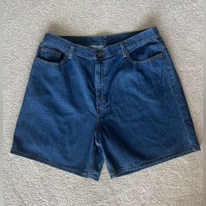 LL Bean blue denim shorts size 20